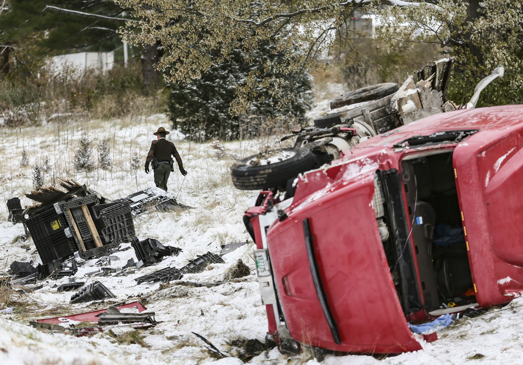 111119-mda-nws-accident-07.jpg